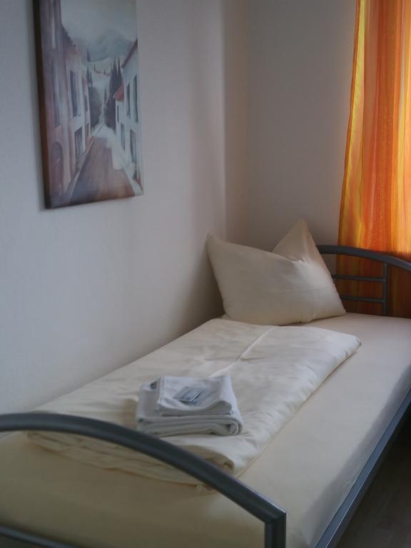 Hotel Zur Dicken Eiche Munster  Dış mekan fotoğraf